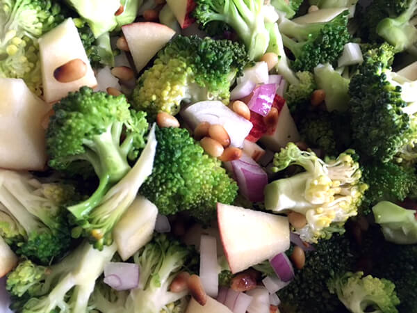 Broccolisalat